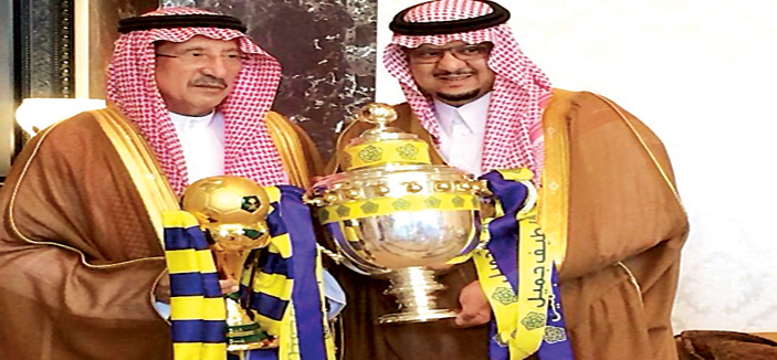 الأمير تركي بن ناصر يرفع مكافآت أبطال الدوري إلى 400 ألف ريال لكل لاعب نصراوي 