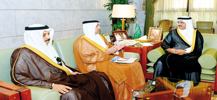 أمير منطقة الرياض يشدِّد على ضرورة تطبيق معايير السلامة على شاحنات الغاز 