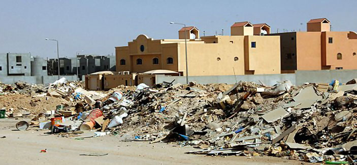 خمسة عقود لنظافة الأراضي الفضاء في الرياض لمدة سنتين 