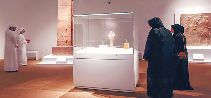 «100 قطعة تحكي تاريخ العالم» تحول سلسلة المتحف البريطاني إلى معرض 
