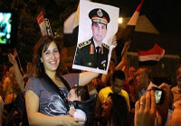 اشتباكات بين مؤيدي السيسي وصباحي في التحرير