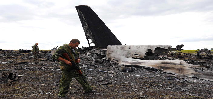 الانفصاليون يُسقطون طائرة في شرق أوكرانيا 