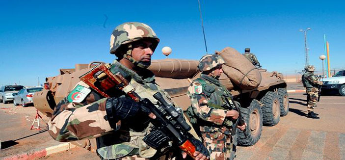 الجزائر تنفي أي وجود لجيشها خارج الحدود سواء في ليبيا أو مالي 
