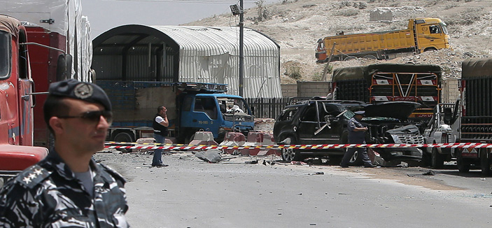 قتيلان في تفجير انتحاري استهدف حاجزاً أمنياً لبنانياً 