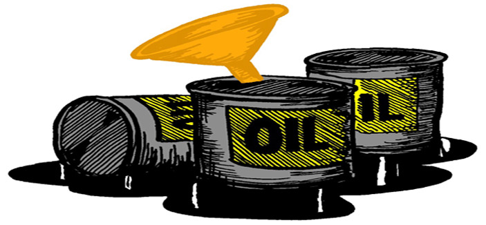 النفط ينزل عن 108 دولارات لوفرة المعروض وضعف الطلب 