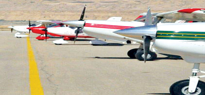 هبوط اضطراري لطائرة مشاركة في عيد الرياض 