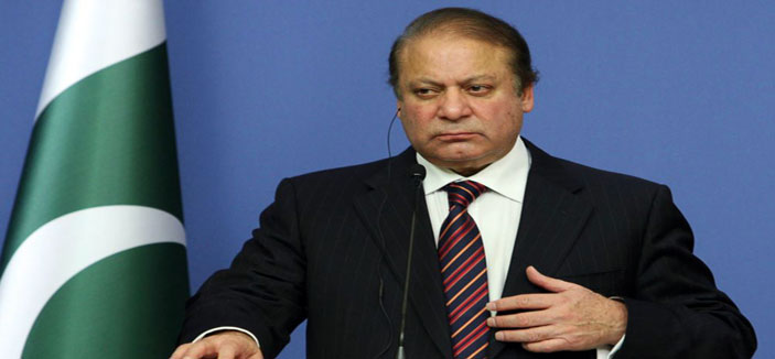 رئيس الوزراء الباكستاني يرفض تقديم استقالته 