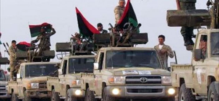 «فجر ليبيا» تؤكد أنها ليست تنظيمًا أو حزبًا .. ونزوح آلاف الأسر 