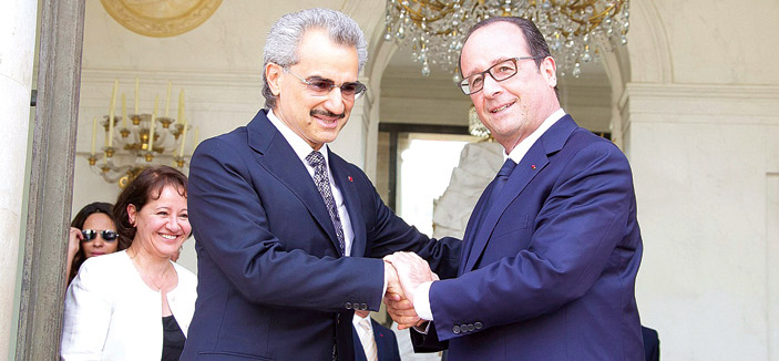 الرئيس الفرنسي يستقبل الأمير الوليد في قصر الإليزيه 