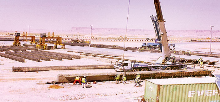 وزير النقل يتفقد جسر طريق الرياض - مكة ويتعهد بتذليل الصعوبات 
