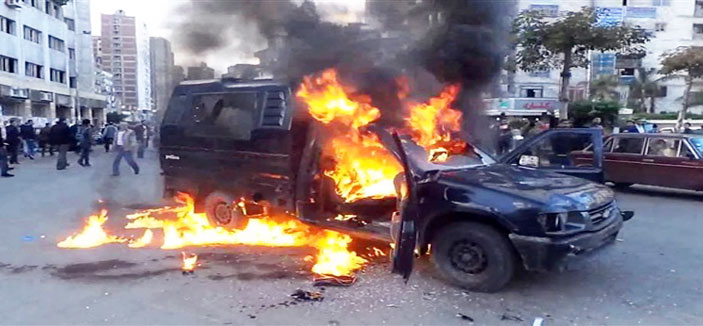 مصر .. ضبط خلية تقوم بإحراق سيارات الشرطة 