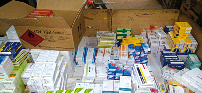أمانة منطقة الرياض تضبط 4 منازل شعبية لتخزين الأدوية والسكراب في منفوحة 