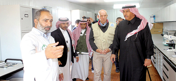 سفير خادم الحرمين في الأردن يتفقد العيادات السعودية بمخيم الزعتري 