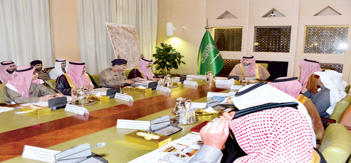 الأمير تركي بن عبدالله يبحث درء أخطار السيول مع عدد من المسئولين 