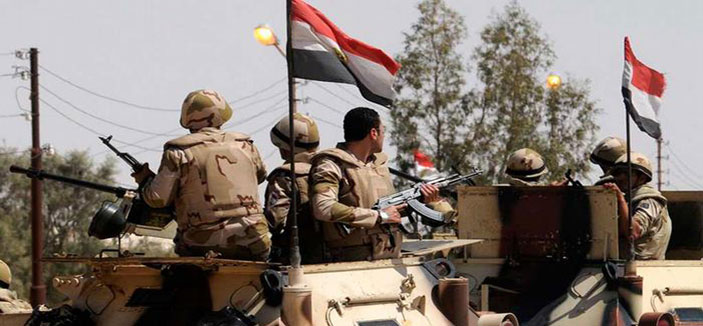 الجيش المصري يحاصر «مواقع محصنة» لإرهابيين بسيناء 