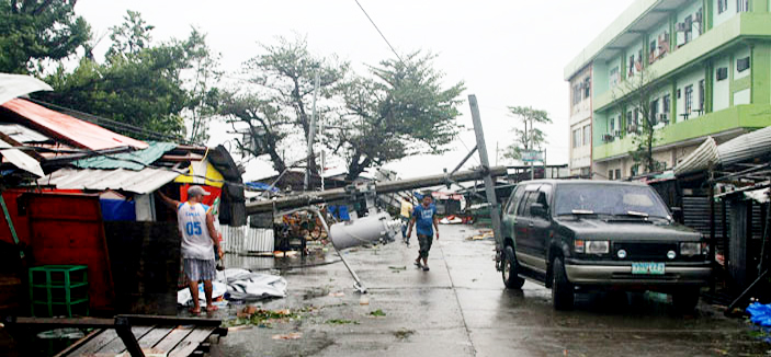 الإعصار هاجوبيت يقتل 4 أشخاص ويتسبب في انقطاع الكهرباء بالفلبين   