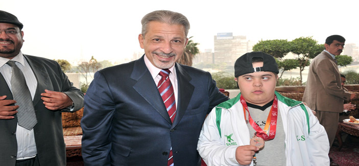 بعد استقباله لبعثة المملكة المشاركة في الأولمبياد الخاص بالقاهرة 