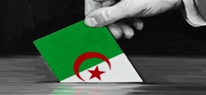 مرشح سابق للرئاسة يطلق عريضة لإجراء انتخابات مسبقة بالجزائر 