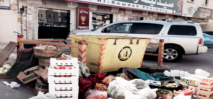 أمانة الرياض تضبط مركبة وافد يمارس البيع الجائل في شوارع العاصمة 