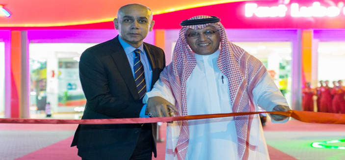 إطلاق أول محطة «شل هيليكس فاست لوب» في الرياض 