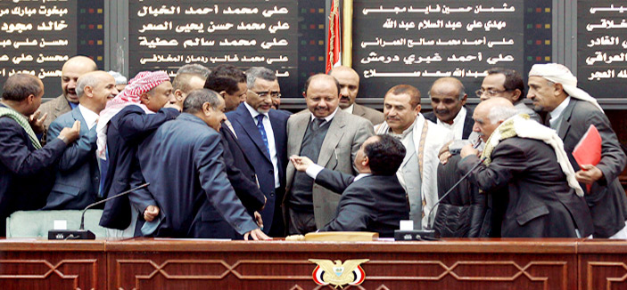 الحكومة اليمنية تفشل في الحصول على الثقة بعد انسحاب نواب حزب صالح 