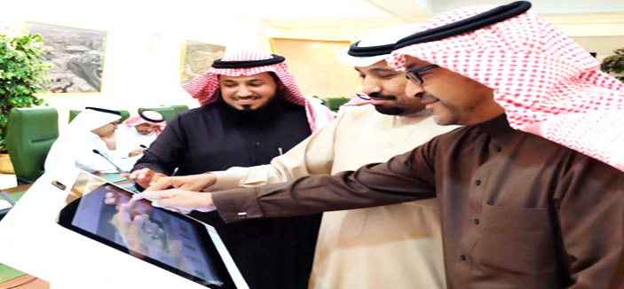 أمين منطقة الرياض المكلف يدشن عدداً من المواقع الإلكترونية لإدارات الأمانة 