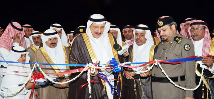  الأمير محمد بن ناصر يقص شريط الافتتاح