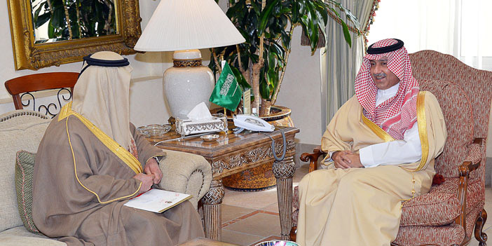 الأمير عبدالعزيز بن عبدالله يلتقي رئيس وزراء إفريقيا الوسطى وعدداً من السفراء 