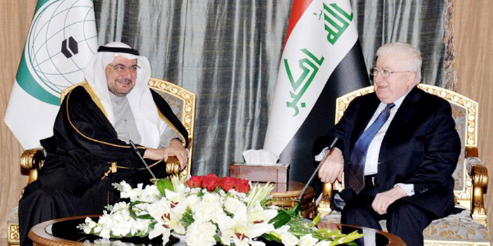  الرئيس العراقي خلال لقائه الأمين العام لمنظمة التعاون الإسلامي