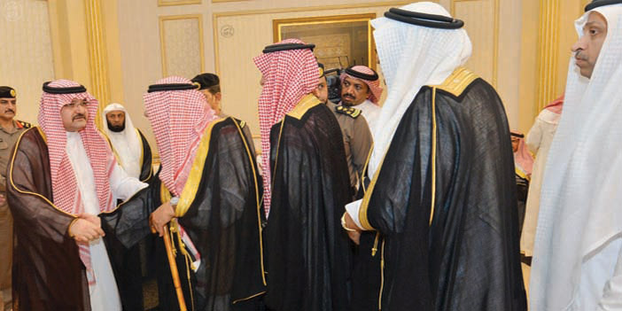 سمو محافظ جدة يستقبل المعزين في وفاة الملك عبد الله والمبايعين للقيادة 