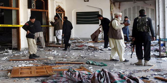 مقتل 18 شخصاً في هجوم لطالبان على مسجد في باكستان 