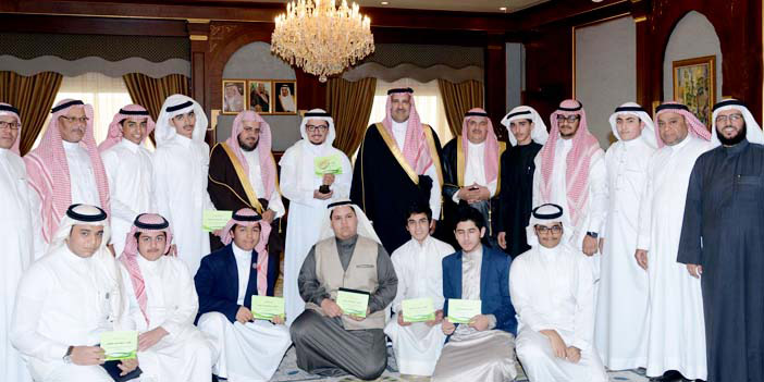 الأمير فيصل بن سلمان يكرم طلاب المنطقة الفائزين بمسابقات المهرجان السعودي للعلوم والإبداع 2015م 