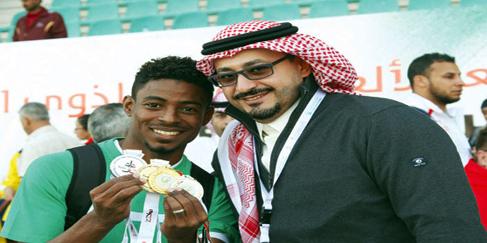 حسام الصالح مع محمد شراحيلي المتوج بالميداليات
