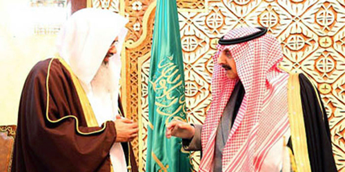  الأمير عبد الله بن عبد العزيز ملتقياً رئيس الجمعية