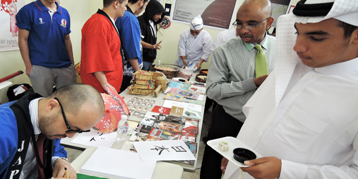 سفارة اليابان تشارك في «اليوم الدولي للسلام» بمدارس الرياض 