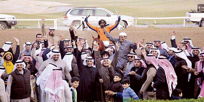  شعار الرويس بالميدان الكويتي في إحدى انتصارته