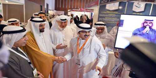  معرض كلية الصيدلة بجامعة القصيم في مؤتمر دبي دوفات 2015