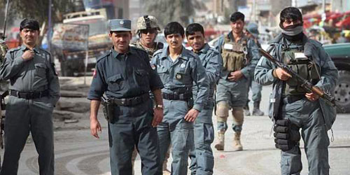 الشرطة الأفغانية توقف تسعة أشخاص بعد مقتل امرأة متهمة بإحراق المصحف   