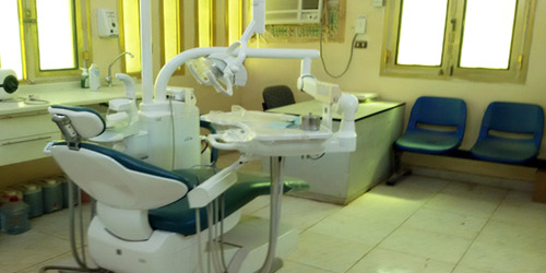  عيادة للأسنان مجهزة بالنجامية ولكن لا يوجد طبيب