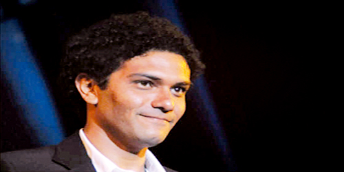  آسر ياسين يحصل على جائزة أفضل ممثل عن دوره في فيلم «أسوار القمر»