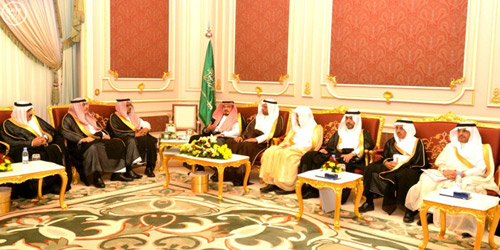 التقى نائب الرئيس والأمين العام وعددا من الأعضاء 