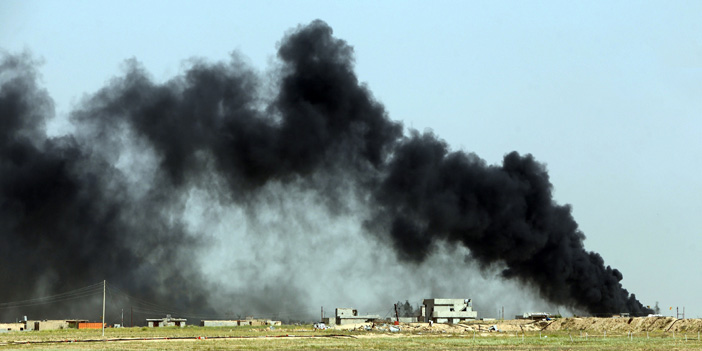  احتراق أحد خزنات الوقود من قبل تنظيم داعش في بيجي