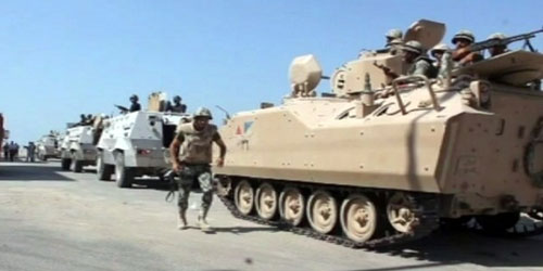 مقتل 3 جنود مصريين بينهم ضابط في تفجير مدرعة برفح شمال سيناء 
