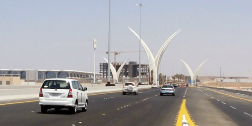  جسر تقاطع مطار الأمير محمد بن عبدالعزيز الدولي بالمدينة المنورة