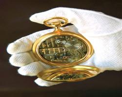 مزاد علني ساعة جيب ذهبية 