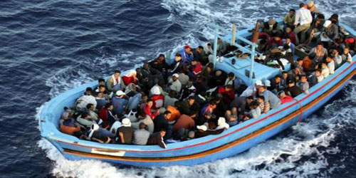 الاتحاد الأوروبي يكشف عن إستراتيجية لمواجهة تدفق المهاجرين  