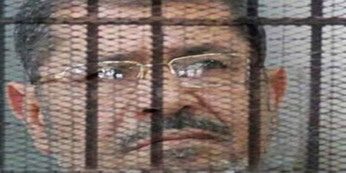 مصر.. إحالة أوراق مرسي والشاطر وآخرين إلى المفتي لإصدار حكم بإعدامهم 
