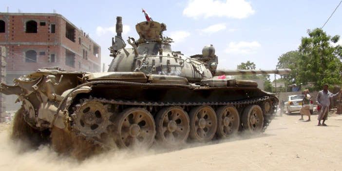  اشتباكات بين الحوثيين والقوات الموالية للشرعية في عدن
