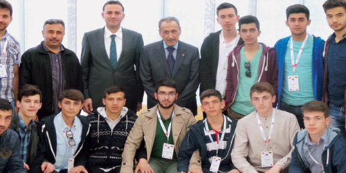 سفير خادم الحرمين الشريفين في ألمانيا يستقبل الطلبة الأتراك 