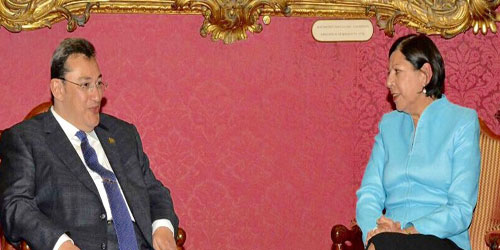  سفير خادم الحرمين الشريفين مع رئيسة جمهورية مالطا بالنيابة